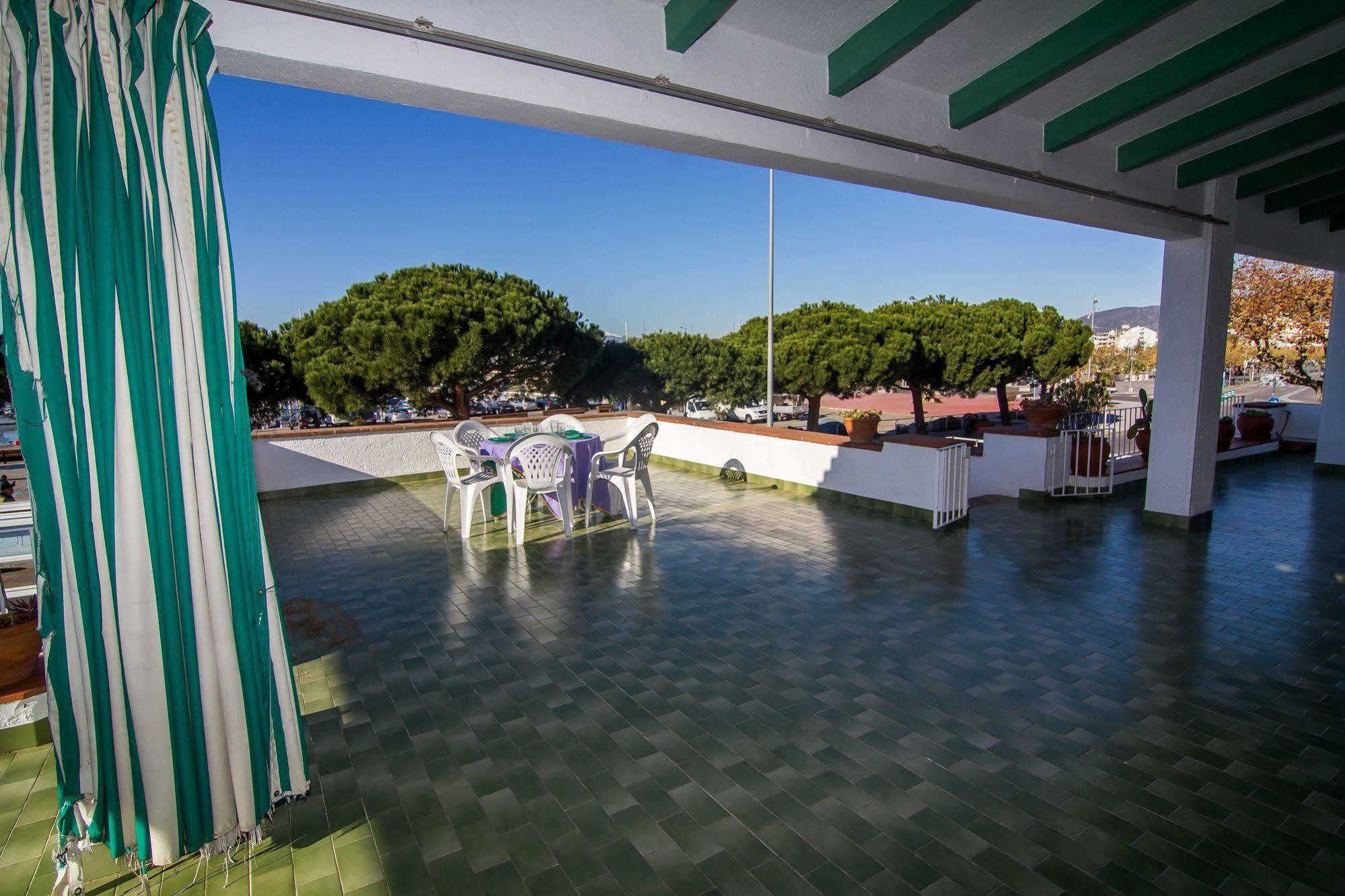 罗萨斯Agi Casa Puerto别墅 外观 照片